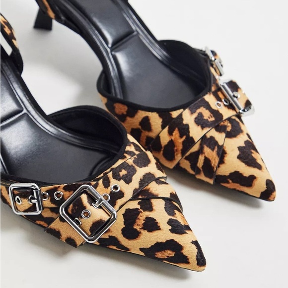NEW Urban Outfitters Leopard Buckle Slingback Kitten Heels - Picture 4 of 12